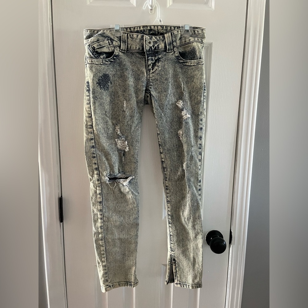 80’s Vintage Guess Acid Wash Skinny Jeans